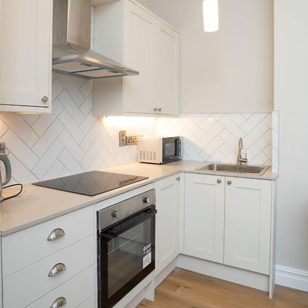 Modern 2 Bdr Apartment At Queens By Belfast City Breaks ภายนอก รูปภาพ