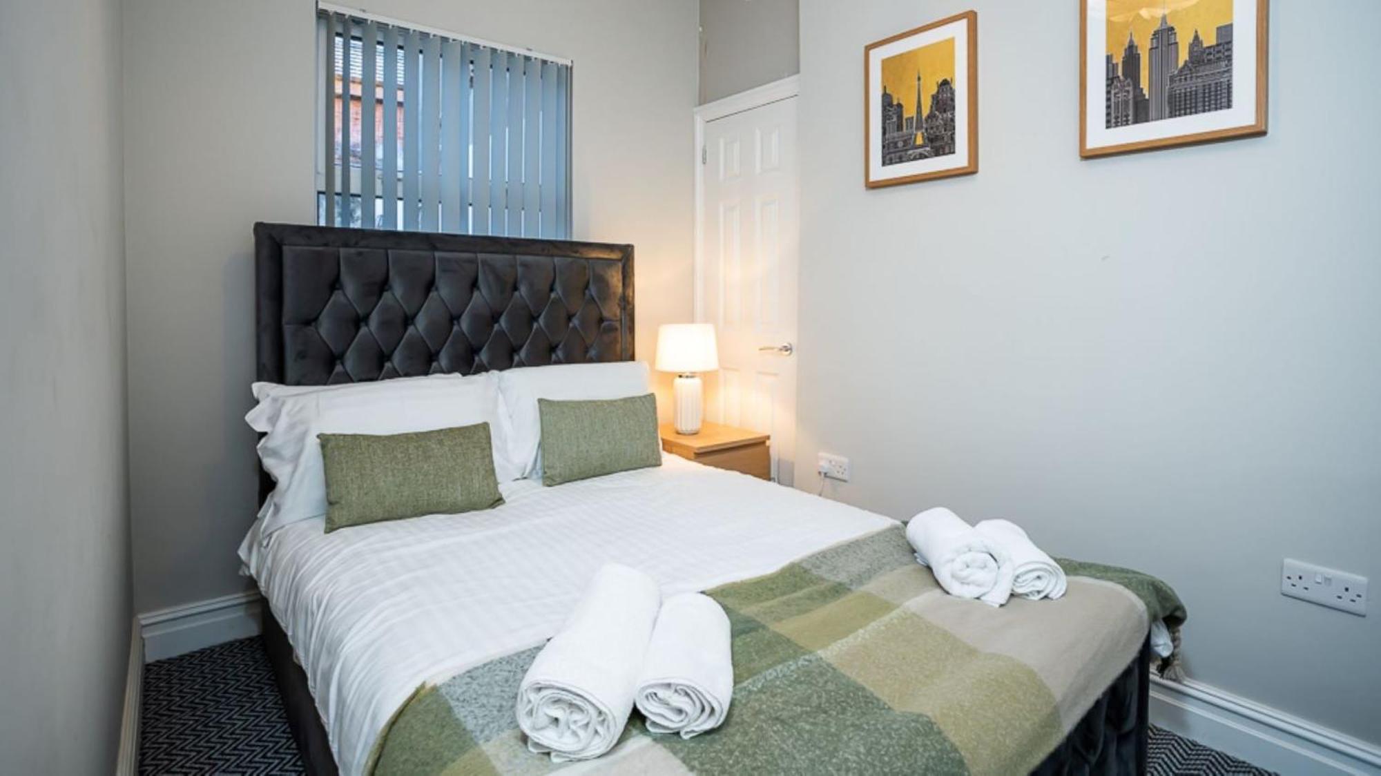 Modern 2 Bdr Apartment At Queens By Belfast City Breaks ภายนอก รูปภาพ