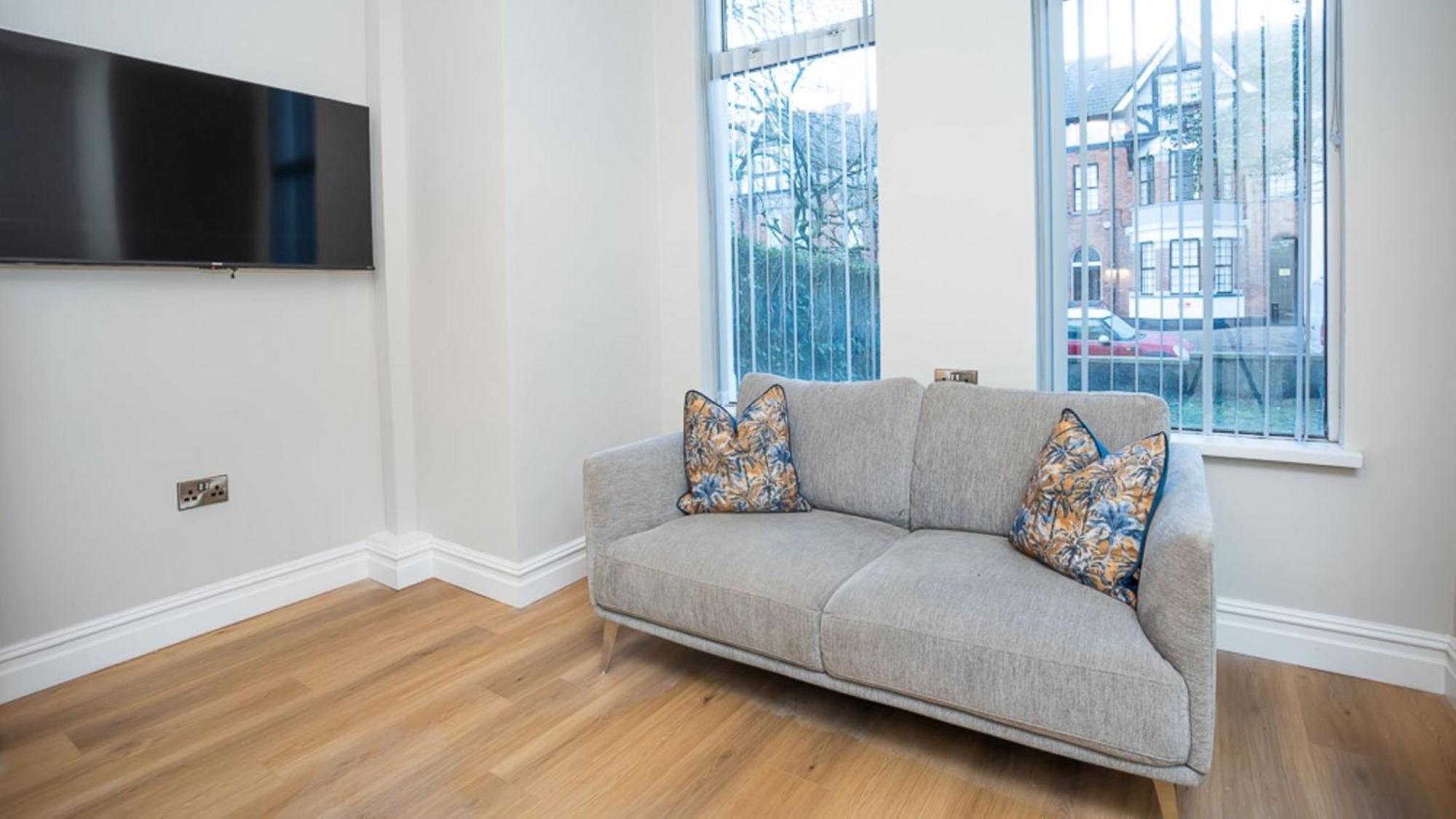 Modern 2 Bdr Apartment At Queens By Belfast City Breaks ภายนอก รูปภาพ